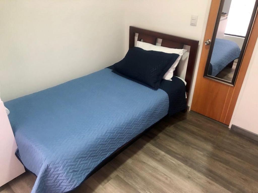 Apto Privado cerca al Aeropuerto -Transporte disponible Bogotá Exterior foto